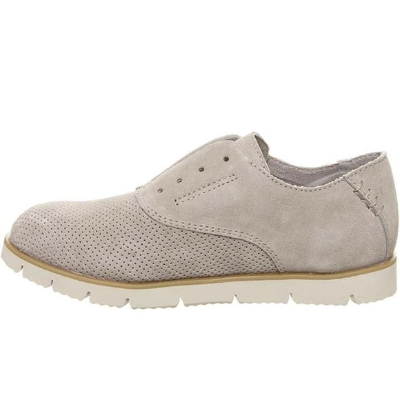 BEARPAW Women's Haven Slip-On Shoe - Grey, Size 8 Suede Upper - Picture 6 of 6